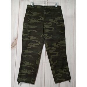 Social‎ Standards Pants Ladies Large Camouflage Poplin